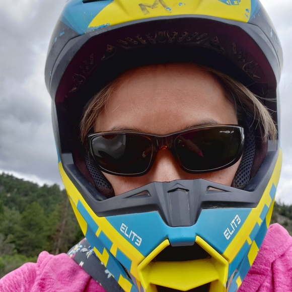 Meet your Posher, Megan - Picture 1 of 1